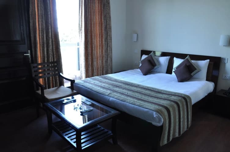 Golden Palm Suites 5