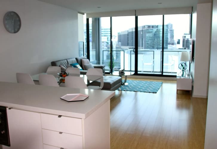 Waterfront Apartments Melbourne 3