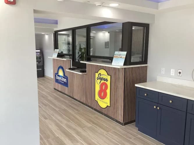 Super 8 By Wyndham Baltimore Northwest 2