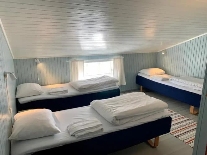 Henningsvær Rorbuer AS main