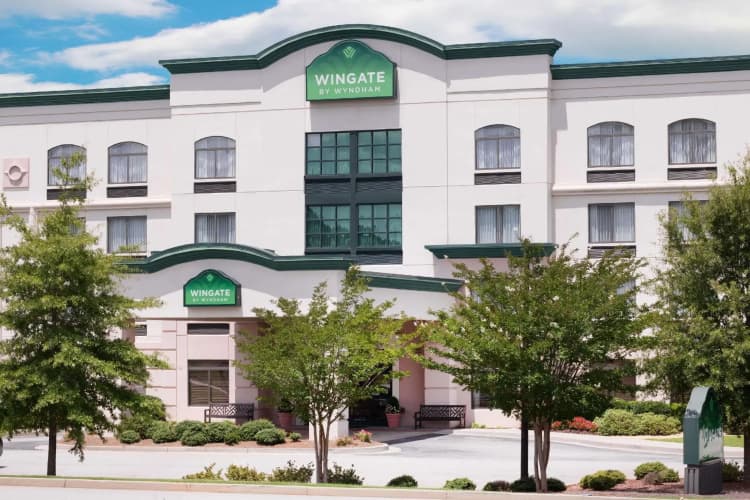 Wingate by Wyndham LaGrange 2