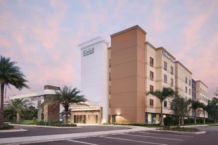 Fairfield Inn & Suites Fort Lauderdale Northwest 2