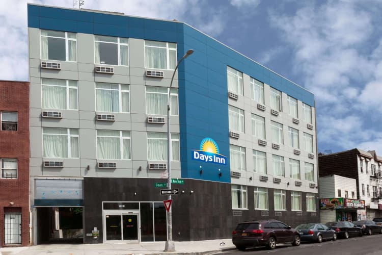Days Inn By Wyndham Brooklyn Crown Heights 2