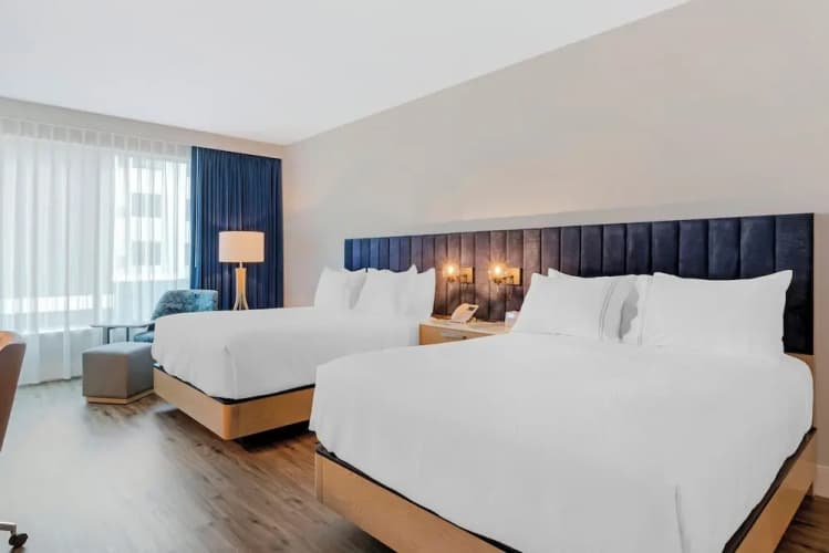 EVEN Hotel Waco University Area 4