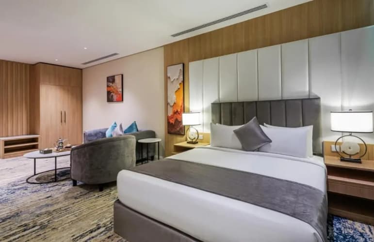 Rhenium Hotel 5