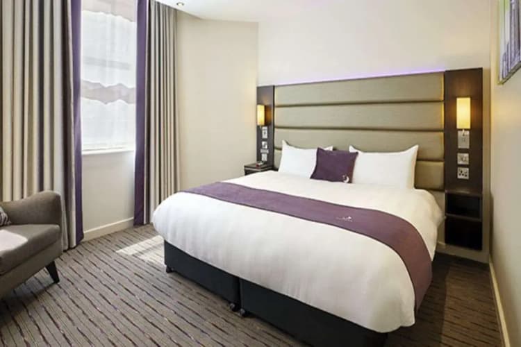 Premier Inn Watford (Croxley Green) 5