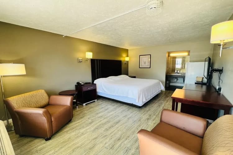 Economy Inn By Townhouse Merrillville US 30 4