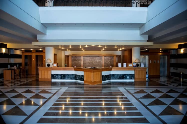 Athina Palace Resort & Spa 3