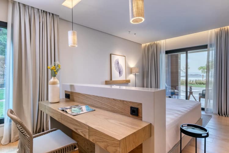 Vathi Cove Luxury Resort & Spa 3