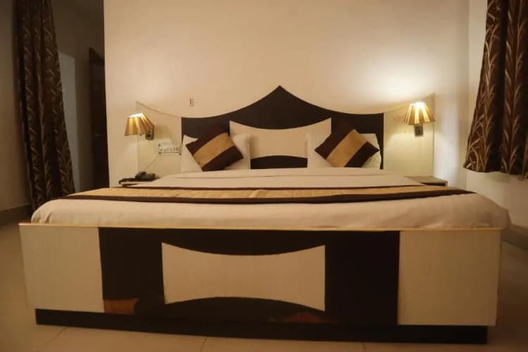 Hotel India International Deluxe 4