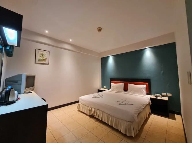 Desa Phuket 5