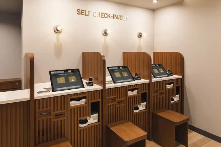 Sotetsu Fresa Inn Daimon 3