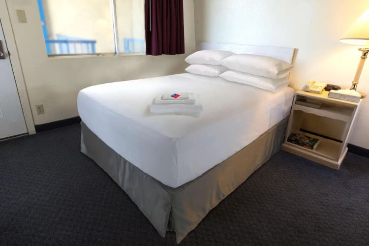 Americas Best Value Inn & Suites Houston Veterans Memorial 5