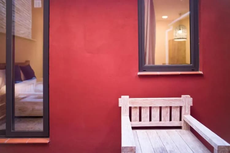 La Bodega Suites main