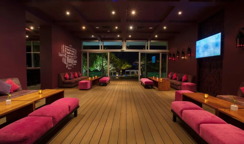 Altitude By Krystal Grand Punta Cancun main