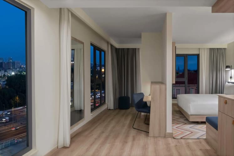 Hampton by Hilton Istanbul Merter 2