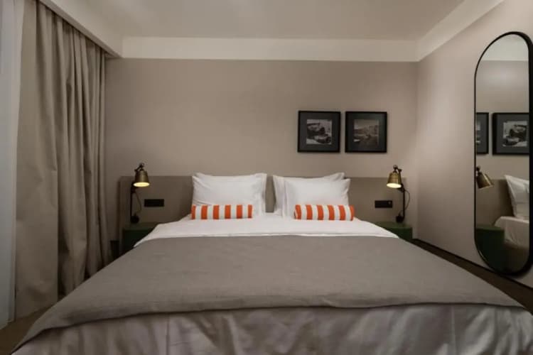 Infinity Hotel & More 5