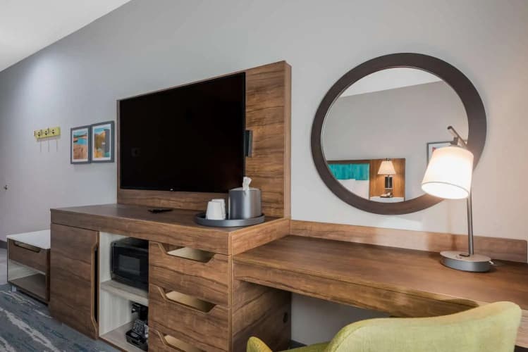Hampton Inn Williams 5