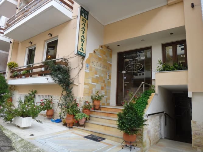 40 Platania Hotel main