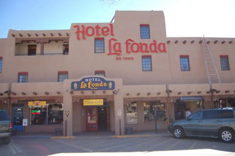 La Fonda De Taos main