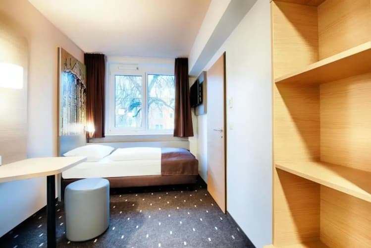 B&B Hotel Aachen-City 4