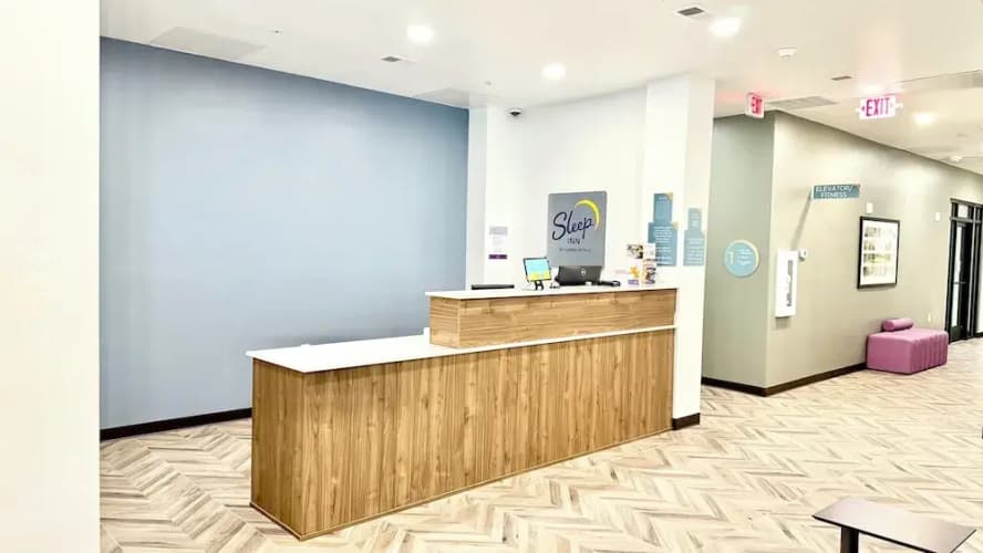 Sleep Inn & Suites 2