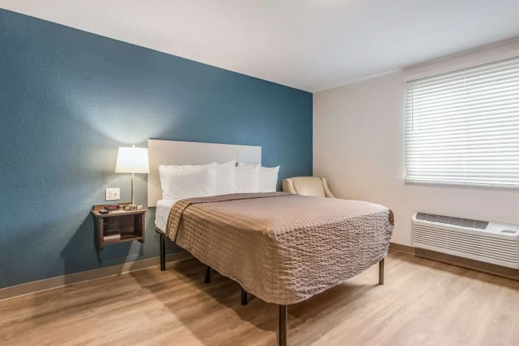 WoodSpring Suites Doral Miami Airport 5