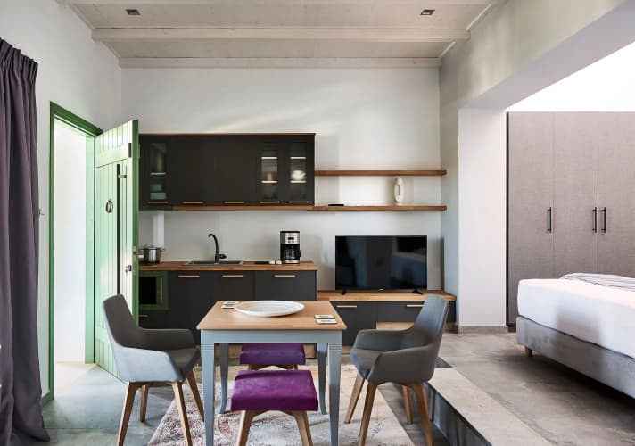 Emgard Suites Kythnos 2