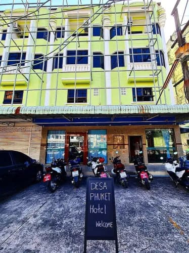 Desa Phuket main