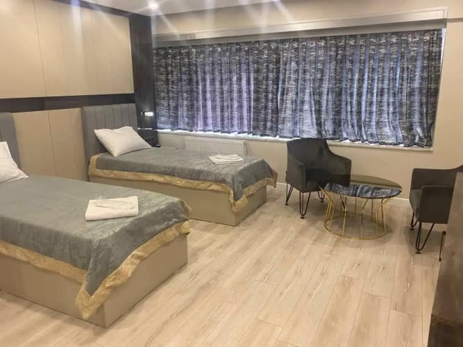 Meros Hotel 4