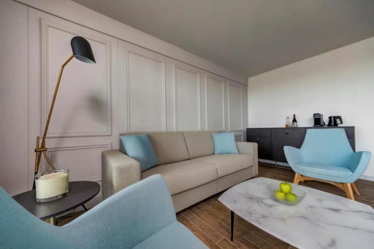 Land's End, Boutique Hotel 2