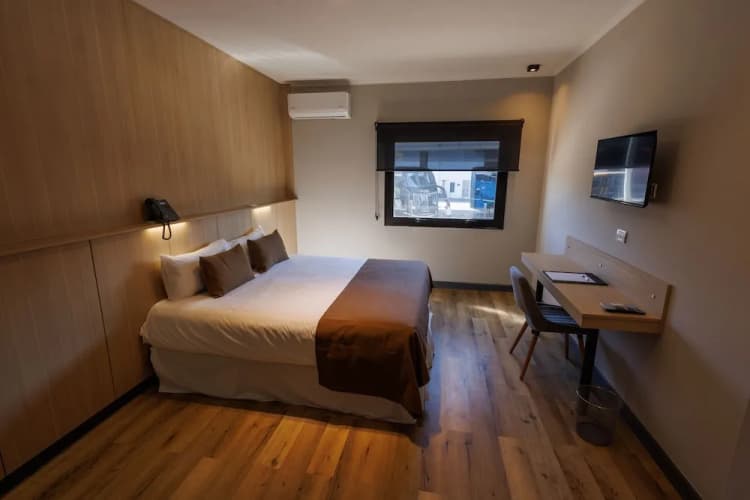Hotel Fuente Mayor Terminal Mendoza 2