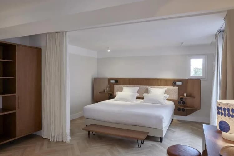 Hotel Du Sentier 3