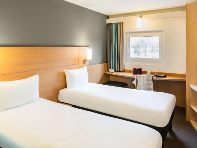 Ibis London Thurrock M25 3