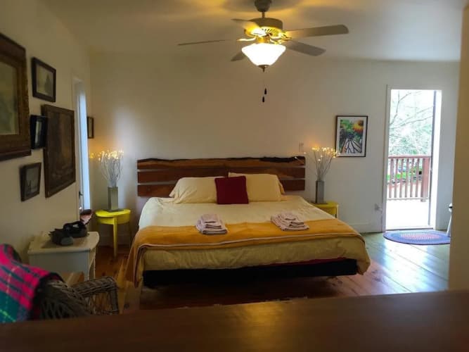 Jackson's Falls Country Inn 5