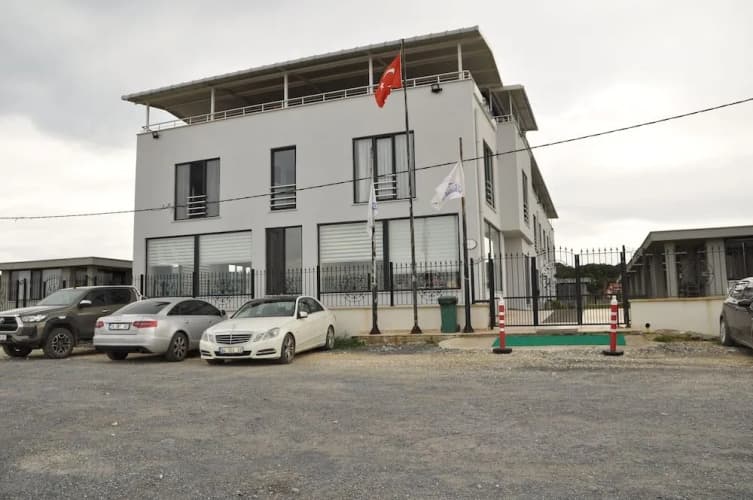 Yalikoy Deniz Otel main