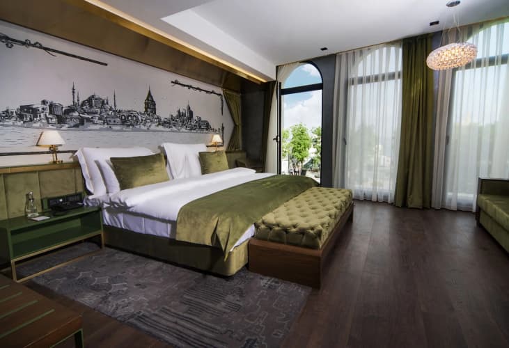 The Wings Hotel 3