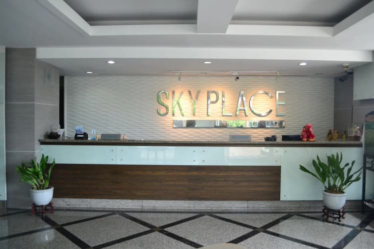 Sky Place Srinakarin 3