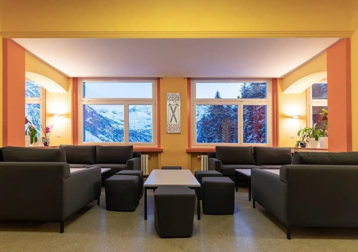 Arosa Mountain Lodge main