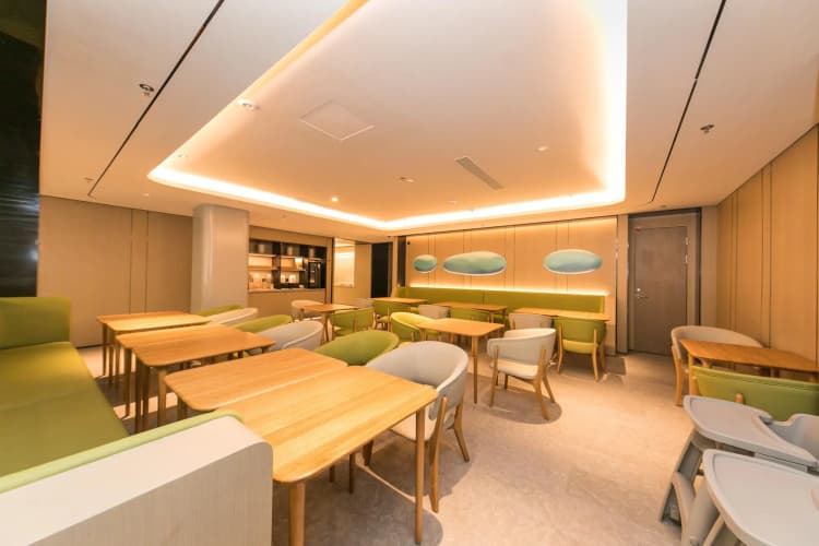 Ji Hotel (Shanghai Huangxing Road Metro Station) 5