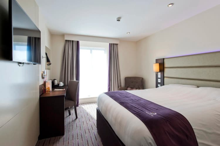 Premier Inn Sevenoaks Hotel 4