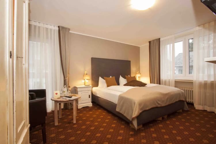 Hotel Nuhnetal 4