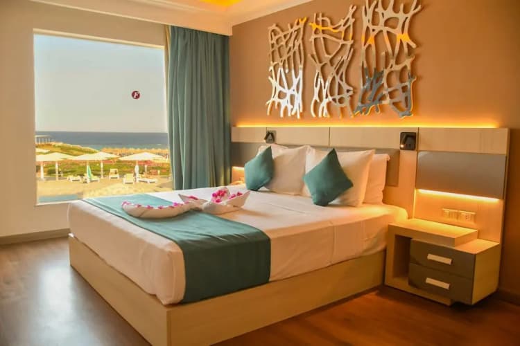 Sirena Beach Resort & Spa 5