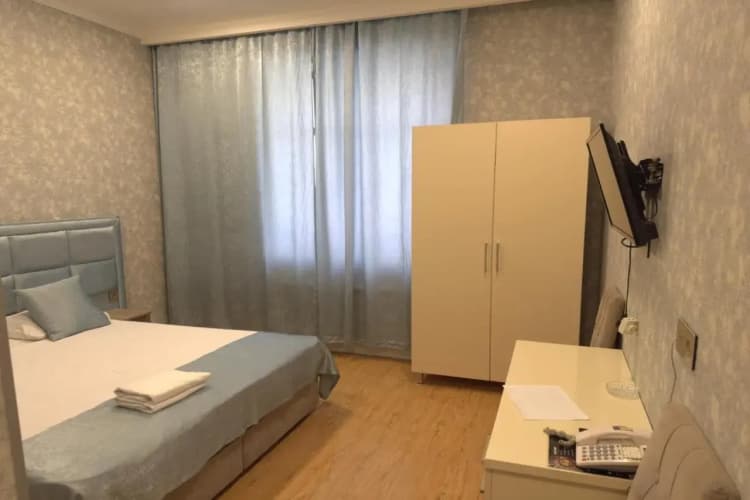 Eleon hotel 5