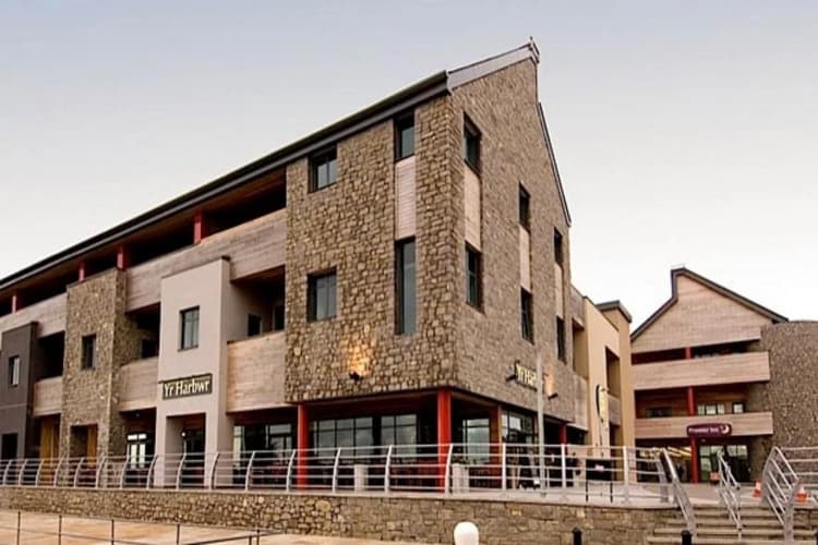 Premier Inn Caernarfon 2