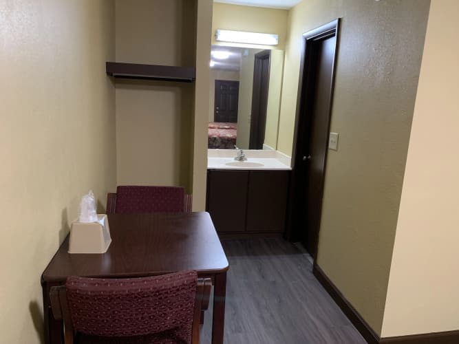 Budget Inn Ardmore 4