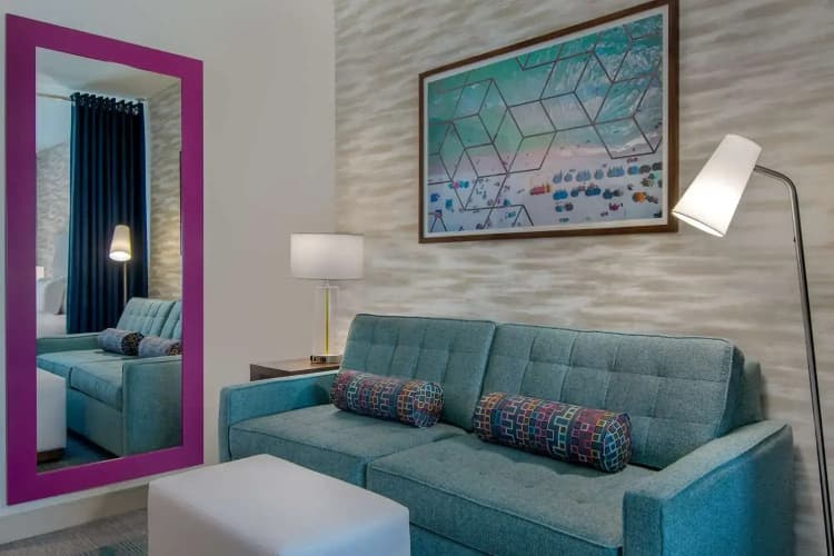 Home2 Suites by Hilton Jacksonville Downtown 2