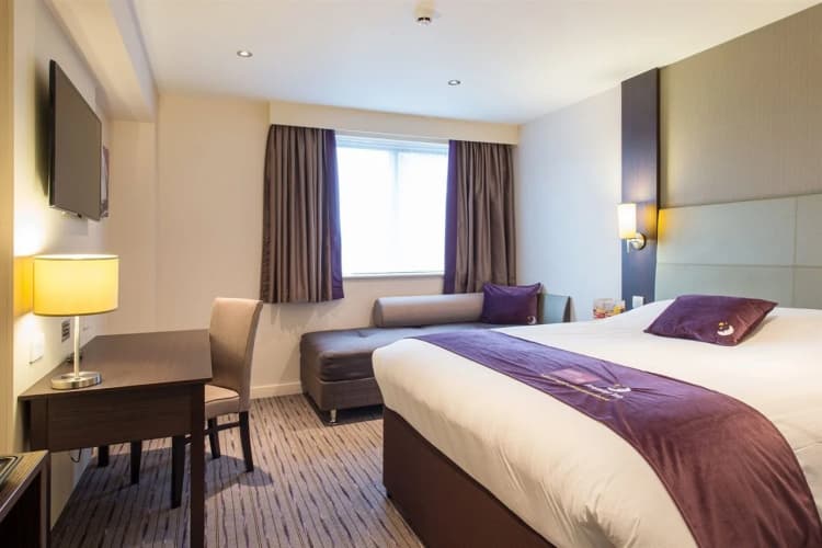 Premier inn Basingstoke Town Centre 5