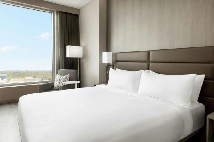 Ac Hotel By Marriott Bethesda Downtown 4