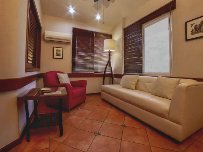 Alcazar Suites 2